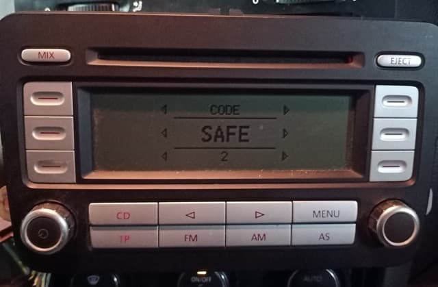 Volkswagen radio displaying SAFE message